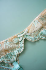 Harmonia Lace Garter