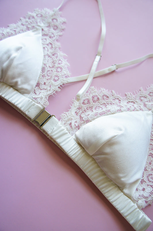 Size M & L Ivory Sophie Cross Back Bralette